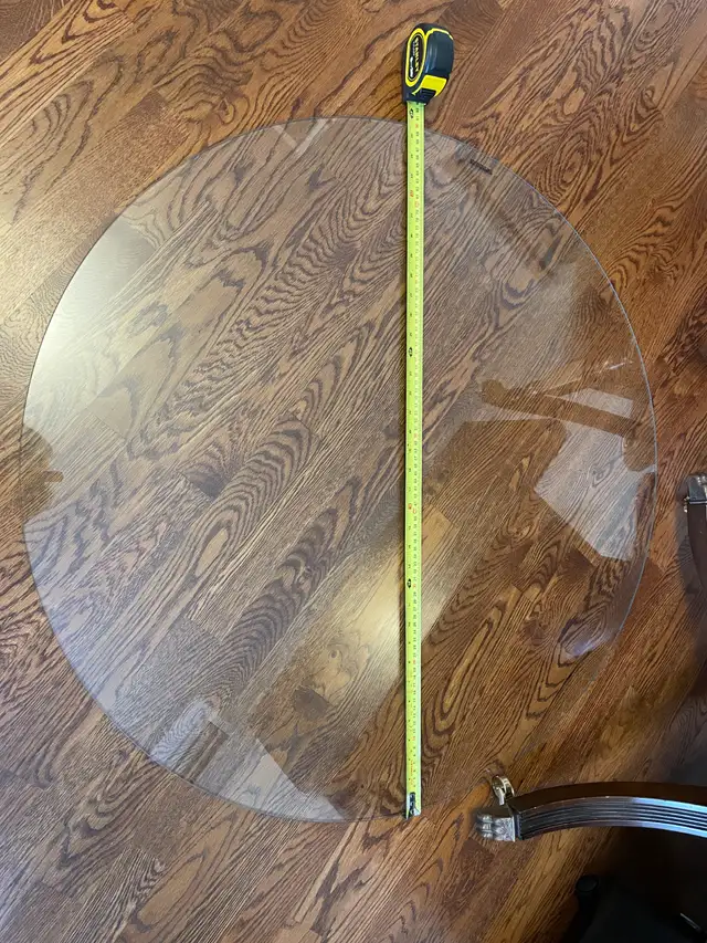 Glass table top in Other Tables in City of Halifax - Image 2