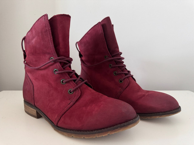 Ankle Red Leather Boots in Women's - Shoes in Calgary - Image 2