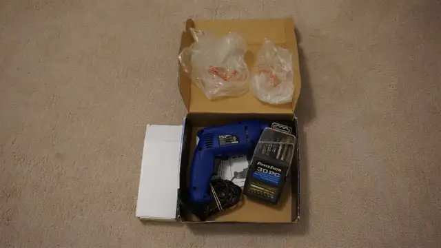 Brand New in box variable speed electric drill65561388254595122