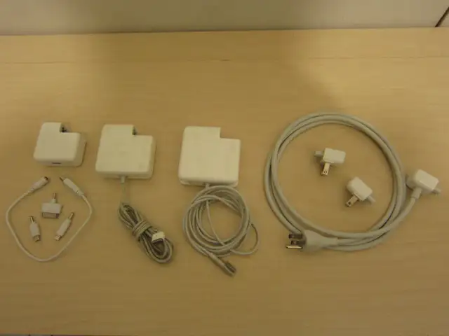 MacBook, iPhone, iPod, Cinema display power adapters, cables and in Laptop Accessories in City of Toronto - Image 2