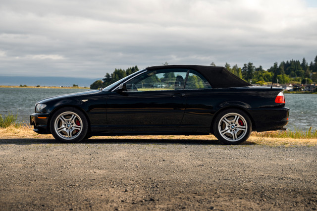 2004 BMW 330Ci Convertible 6-Speed in Cars & Trucks in Calgary - Image 3