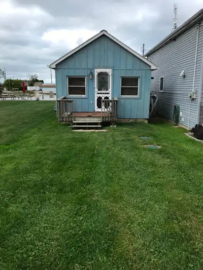 Bugsy's Cottage Rental- Lake St. Clair- Lighthouse Cove, Ontario, View more