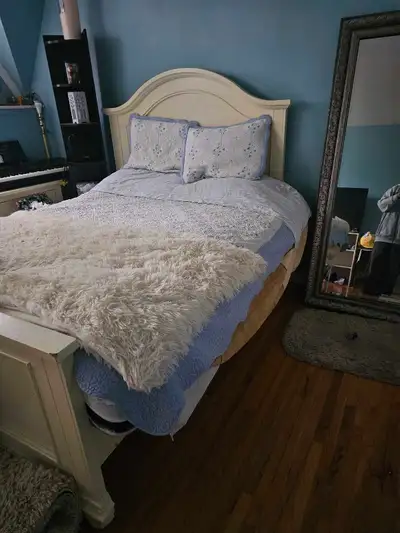 Full Size White Wooden Bed , View more