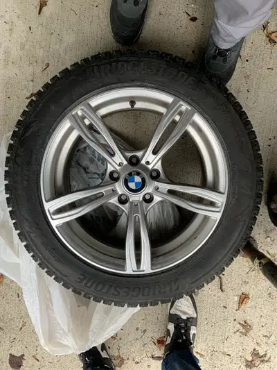 Set of 4 winter tires with rims purchased brand new and used only for 2 months - 245/50R18 - WS90 -...