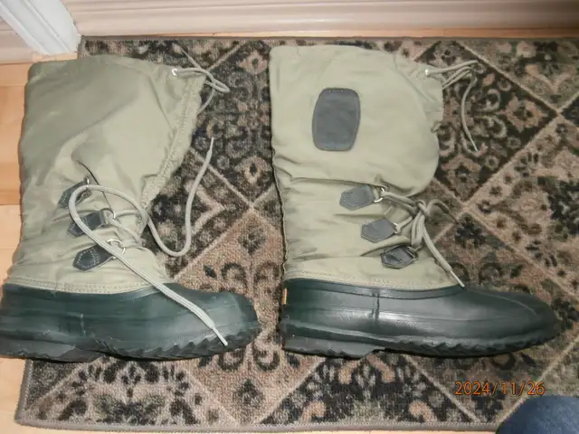 Bottes d'hiver pour femme in Women's - Shoes in Longueuil / South Shore - Image 2