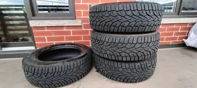 Selling a set of 4 General Altimax Arctic 12 winter tires in great condition. Only used for two wint...