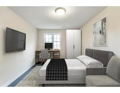 Room in a 5 bedroom apartment inside the fantastic Georgian Heights student residence. Located a 3 m...