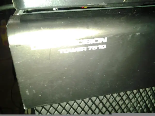 dell precision t7810 ddr4 xeon dual cpu system max 32 core LIST↓ in Desktop Computers in City of Montréal - Image 4