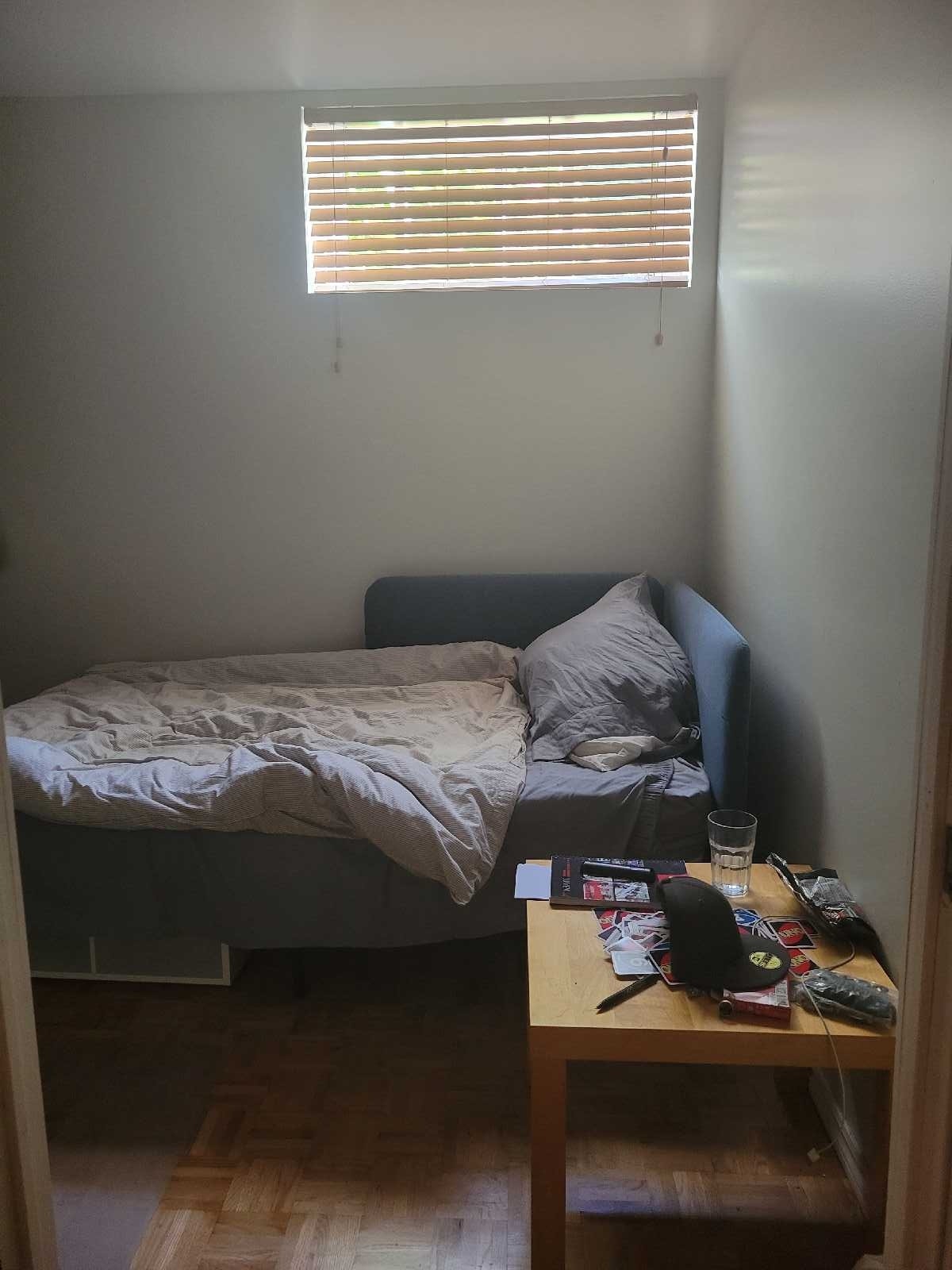 Chambre studio 700$ tout inclus - Laval (Pont-Viau) — photo 2