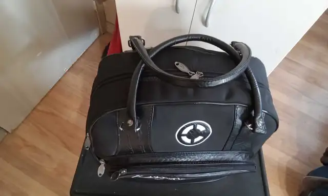 Callaway Golf Duffle, Shoe Bag in Golf in St. Albert - Image 4