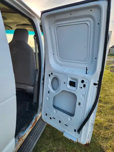 2011 F250 Super duty. Excellent condition. Some Rust buy as it is