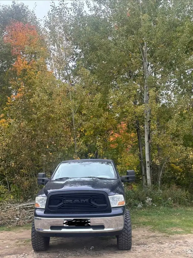 Ram 1500 SLT Crew Cab582383858909204487