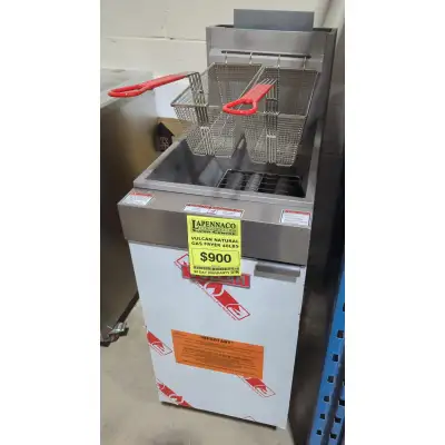 Vulcan LG300 Natural Gas Fryer 40lbs, View more