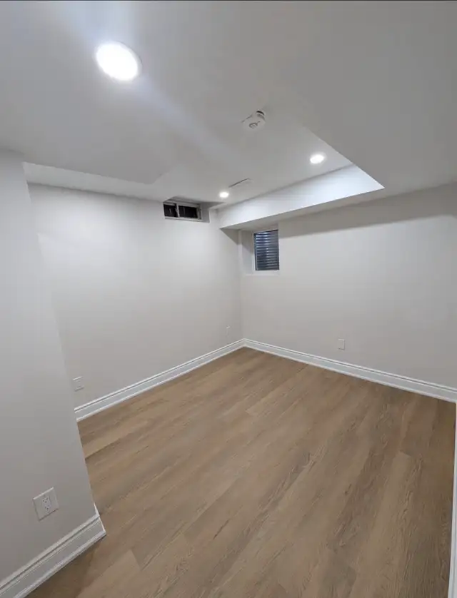  Private Furnished Room for Rent in Vaughan  in Long Term Rentals in Markham / York Region - Image 8