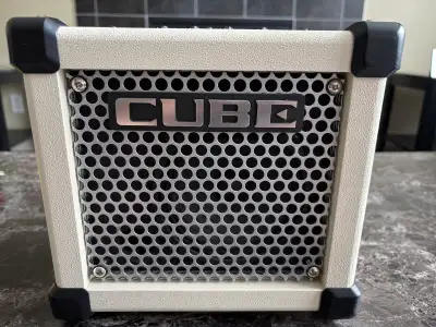 I am selling my Roland Micro Cube GX, a versatile and portable guitar amplifier that is in great, li...