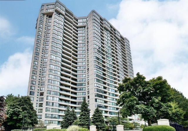 2   1 Bedroom Condo for rent Burnhamthrope & Confederation