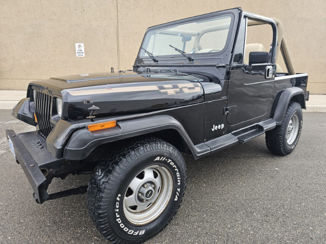 1989 Jeep Wrangler YJ - Automatic, 6 cylinder - Very Clean in Cars & Trucks in Barrie