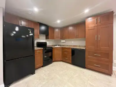 Legal Bachelor Basement – $1675 All-Inclusive – Bowmanville