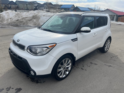 Kia Soul loaded with leather