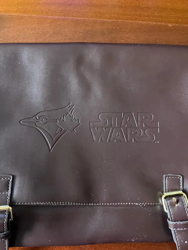 Toronto Blue Jays Star Wars Messenger Bag in Bags & Luggage in Mississauga / Peel Region - Image 2