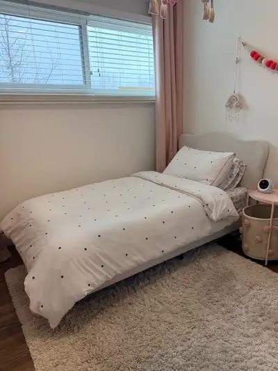 Twin frame, mattress and bedding , View more