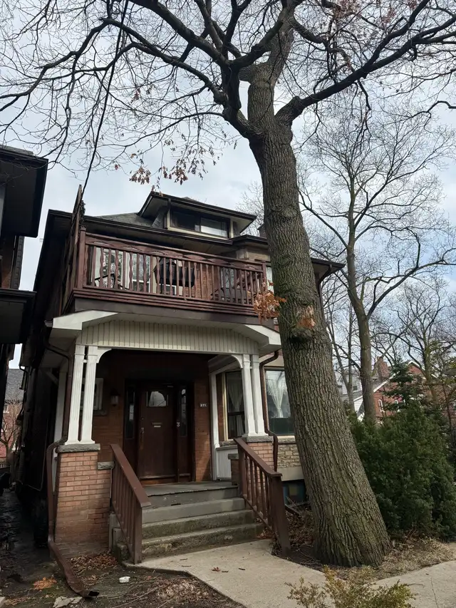 High Park Basement 1 Bedroom Apartment