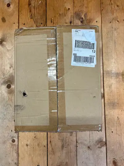 Genuine Harley backrest and docking brackets. Fits Twin cam touring models. This is brand NEW. Black...