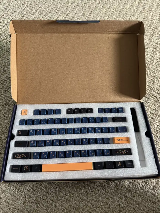 Mechanical Keyboard Japanese Samurai Themed PBT Keycaps in System Components in Kitchener / Waterloo - Image 2