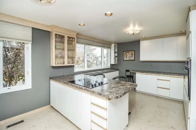 3+1 BEDROOMS HOUSE FOR RENT with BASEMENT (BRANDONGATE & DARCEL) in Long Term Rentals in Mississauga / Peel Region - Image 5