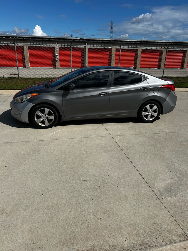 Hyundai ELANTRA 6 speed Manual  in Cars & Trucks in Hamilton - Image 2