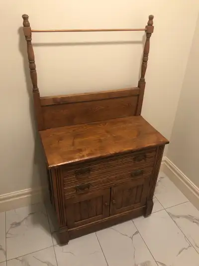 Great for cottage! Measures 29.5” wide x 28” high x 15.5” deep