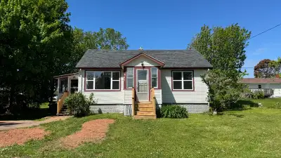 A nice house for rent in summerside. Newly upgraded with furnished basement