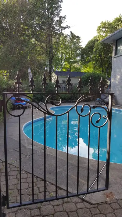 Great condition used black iron fence with decorative details. 3 panels - 80” x 41” each 2 panels -...