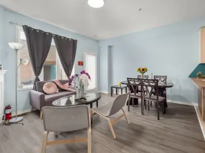 Room For Rent For Female Student York University The Village