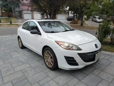 FULLY LOADED; WELL MAINTAIN AND VERY CLEAN; LOW MILEAGE(131660KM), STILL IN USE
