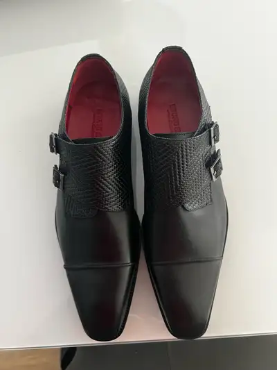 Taille 41 Il faut venir chercher les chaussures