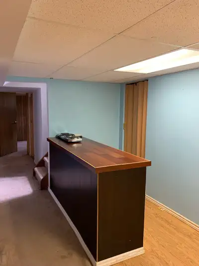 Spacious 1 bed + Den + Storage room apartment for rent