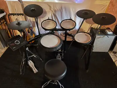 https://www.roland.com/global/products/td-17kvx2/ Throne not included