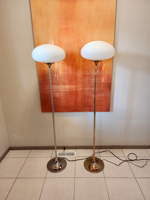 Mid Century Modern Laurel Lamp Co. Mushroom Floor Lamps in Indoor Lighting & Fans in Edmonton - Image 2