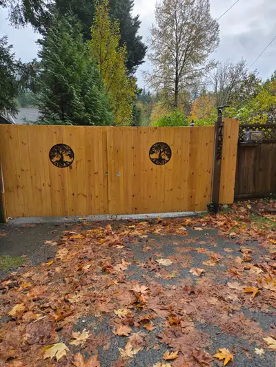 Versatile Flat One-Acre Property with two dwellings: Live in one, rent out the other, or use the cot...