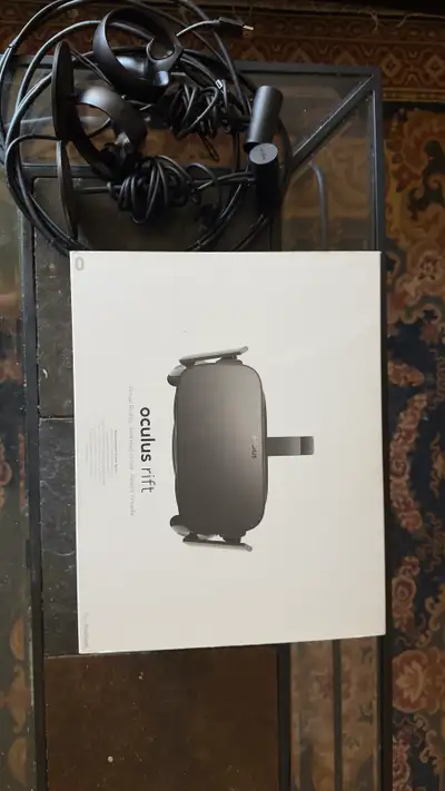 Selling my Oculus Rift VR headset, complete with all original accessories and in excellent condition...