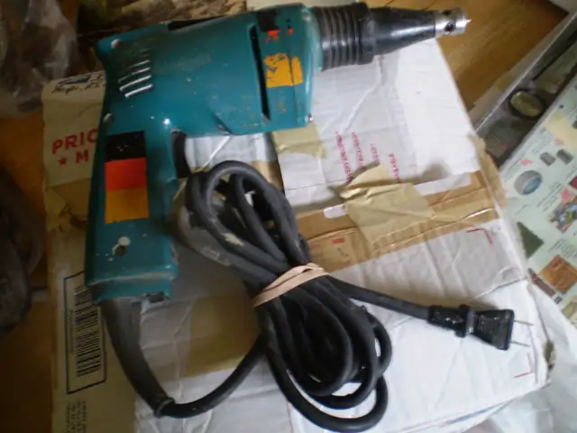 MAKITA DRYWALL POWER SCREWDRIVER- CORDED- USED- $25 in Power Tools in Winnipeg - Image 3