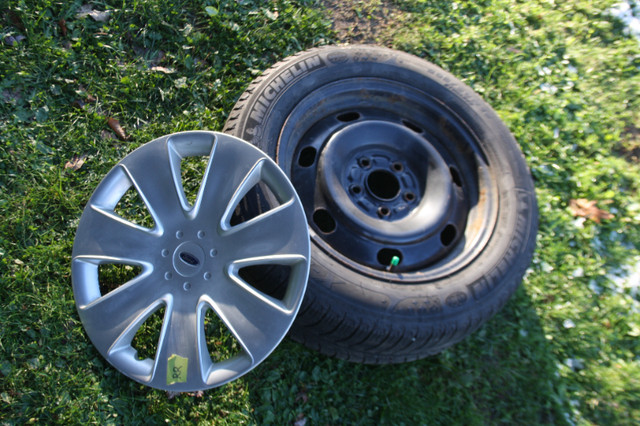 X-ICE | 205/60R16 | SNOW TIRES (4) + INCLUDES HUB CAPS in Tires & Rims in Bedford - Image 4
