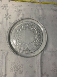 Glass Christmas wreath plater plate tray