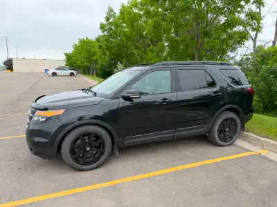 2015 Ford Explorer Sport AWD 3.5 EcoBoost Navigation, adaptive cruise, fully loaded Fresh safety no...