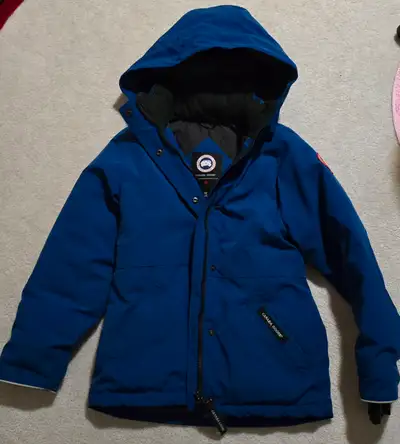 Canada Goose kid jacket size 10/12 medium, View more