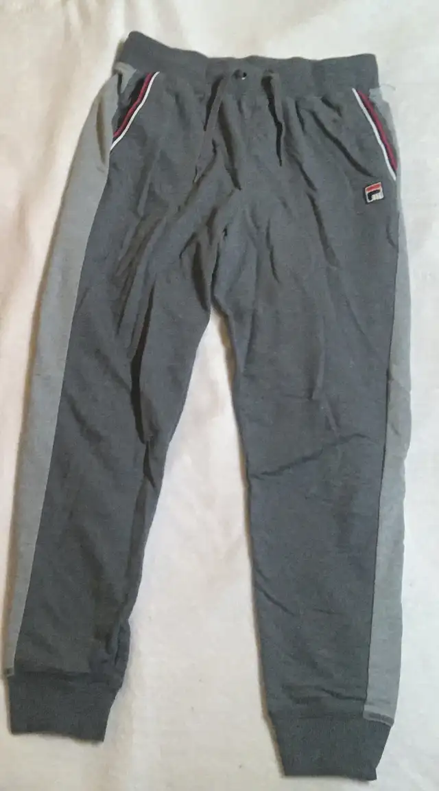 Fila Sweatpants in Men's in City of Toronto - Image 2