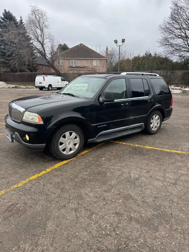 2003 Lincoln Aviator in Cars & Trucks in City of Toronto - Image 3