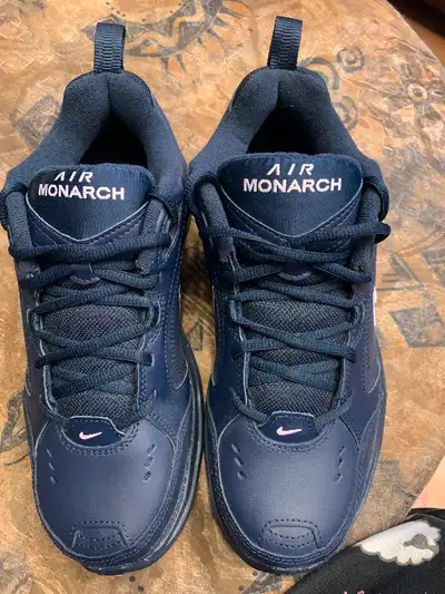 Nike Air Monarch IV bleu marin 8.5 pour hommes  neufs pour 60 $, View more