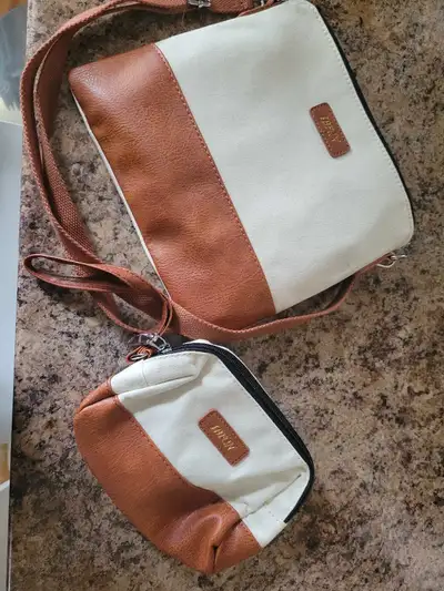 purse & clutch, View more